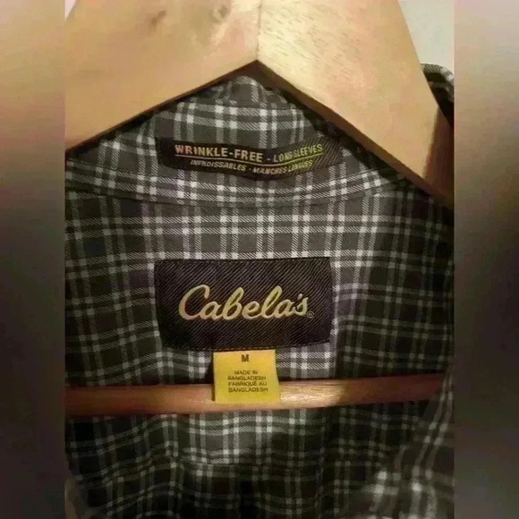 Cabelas men’s long sleeve plaid button down shirt size M - Picture 3 of 7